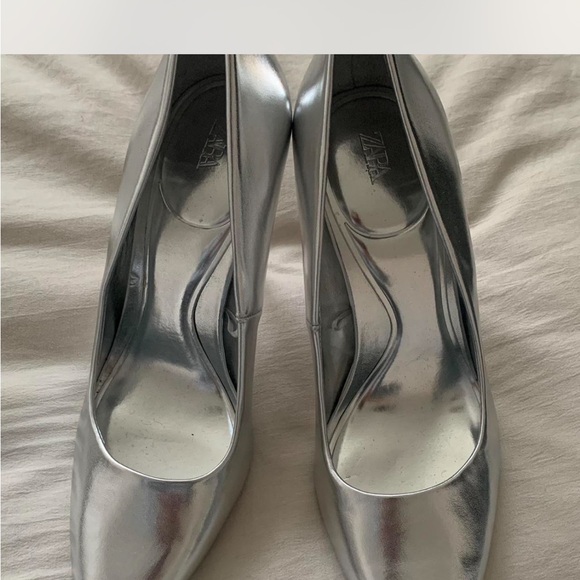 ZARA Silver Women's Heels - Picture 2 of 4